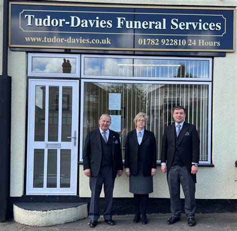tudor davies funeral